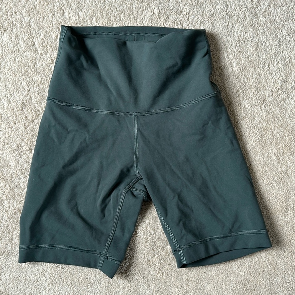 Wunder Train High-Rise Shorts 6”